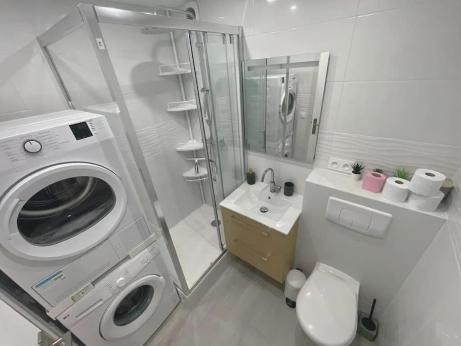 9 Mi From Stade De France - Charming 5-Room 圣但尼 外观 照片